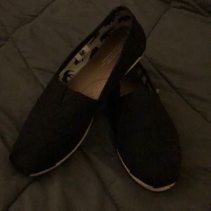 TOMS Classic Canvas Shoes
